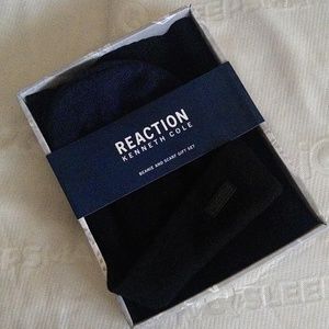 NWT Kenneth Cole set scarf/beanie